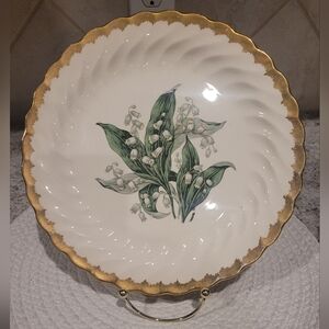 22k Gold Warranted Royal China Gold Valley 10" Plate Floral Design